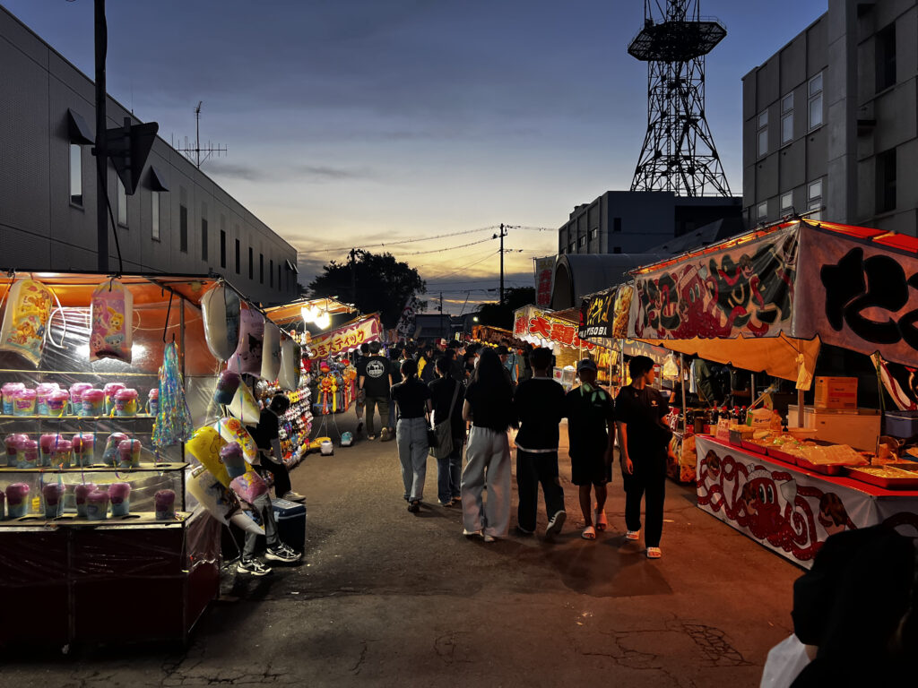 鷹巣神社祭典・SLガーデン